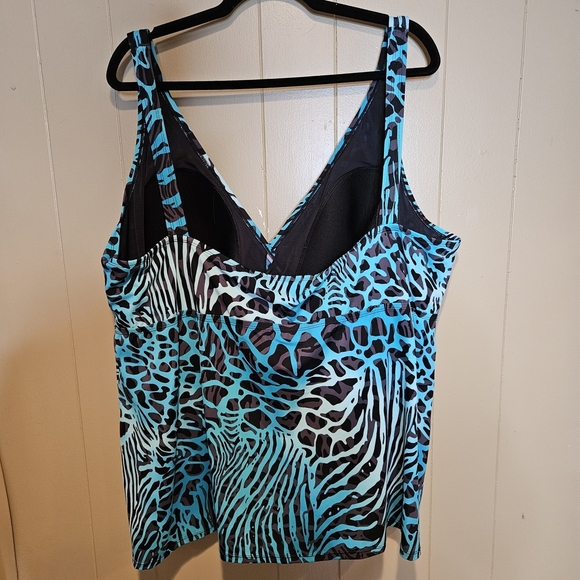 Avenue Tankini Swim Layerd Top, Size 26, Perfect For The Beach Summer Pool - Picture 5 of 7